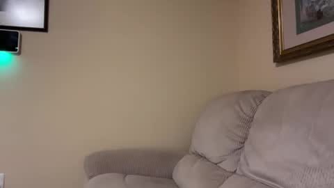 honey_man14 online show from February 10, 4:15 am