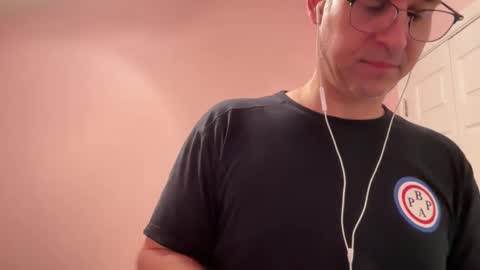 honey_man14 online show from October 6, 6:37 pm