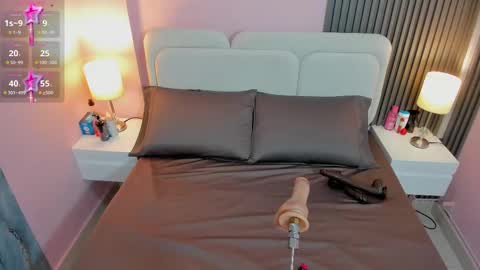 honey_sofii_ online show from September 14, 12:06 pm