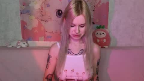 Lisa online show from December 23, 3:56 am