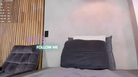 Sofia independent model online show from February 24, 11:21 am