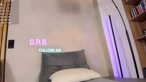 Sofia independent model online show from February 21, 11:11 am