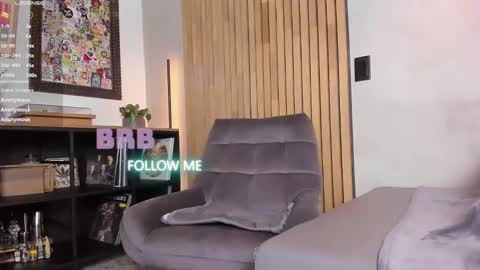 Sofia independent model online show from February 23, 2:25 pm