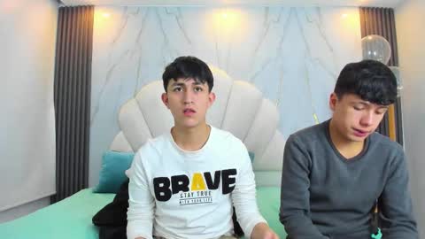 hoot_booys_ online show from March 2, 9:10 pm