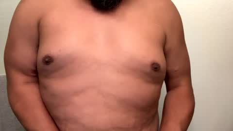 hoozurdaddy1981 online show from July 9, 5:17 pm