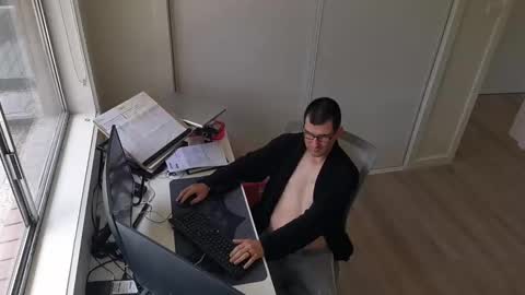 hopefulguy86 online show from December 22, 11:44 pm