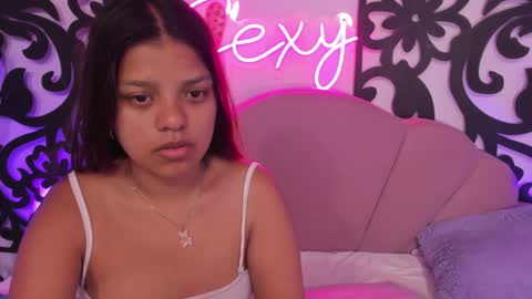 Snapshot of horny_babyss chatting on March 12, 11:20 am CATALINA Y LAURA online show from March 12, 11:20 am