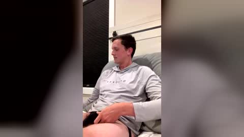 horny_dad_33 online show from July 3, 2:27 am