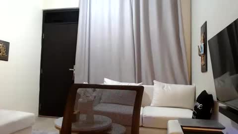 horny_princcess online show from May 12, 12:08 am