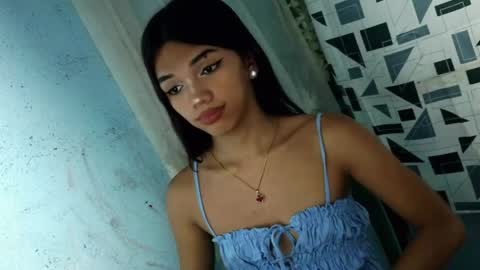 Rhiana online show from April 1, 12:17 pm