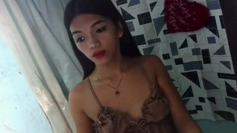 Rhiana online show from March 6, 9:25 pm