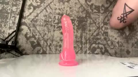 hornyasscouple1009 online show from March 28, 1:56 pm