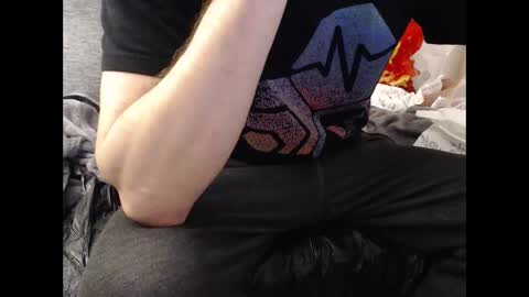 Ahhhh mom use me online show from January 7, 9:09 pm