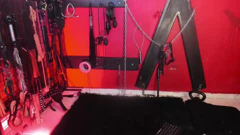 Snapshot of hornydahiana chatting on October 4, 6:39 pm Mia Dahianaa 2 hornydahianax online show from October 4, 6:39 pm