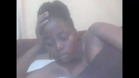 hornygal001 online show from October 17, 6:39 am