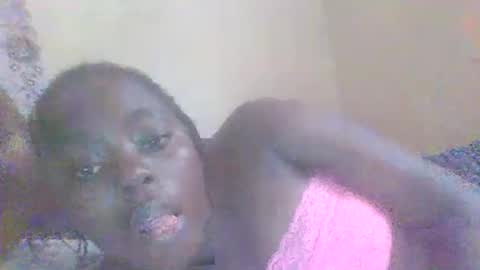 hornygal001 online show from March 5, 7:49 am