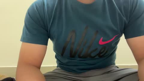 Ash online show from December 12, 5:37 pm