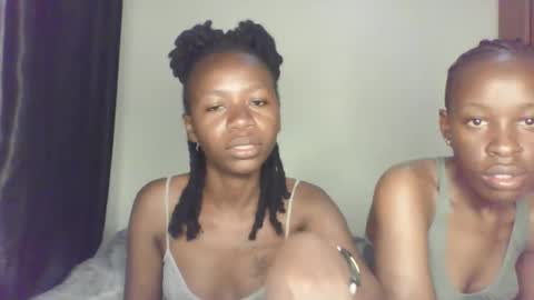 Snapshot of hornysouls01 chatting on September 11, 4:03 am hornysouls01 online show from September 11, 4:03 am