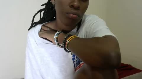 Snapshot of hornysouls01 chatting on March 1, 2:48 am hornysouls01 online show from March 1, 2:48 am
