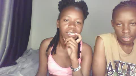 Snapshot of hornysouls01 chatting on September 12, 5:09 am hornysouls01 online show from September 12, 5:09 am