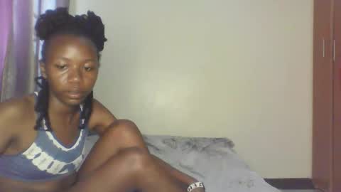 Snapshot of hornysouls01 chatting on September 16, 6:38 am hornysouls01 online show from September 16, 6:38 am