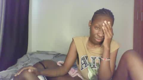 Snapshot of hornysouls01 chatting on September 13, 6:16 am hornysouls01 online show from September 13, 6:16 am