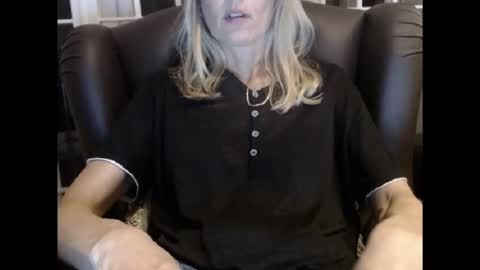 Snapshot of hornyssima chatting on September 13, 8:22 pm Hornyssima online show from September 13, 8:22 pm
