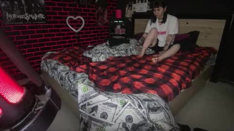 Messalina Horror online show from November 10, 1:08 am