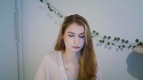 NINA online show from February 13, 8:06 am