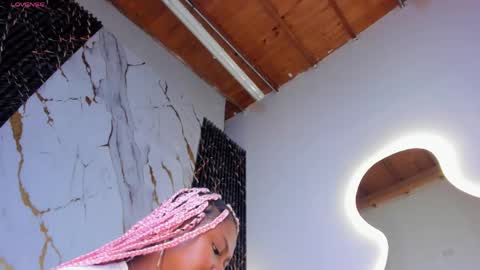 hot__genesis online show from May 25, 2:12 pm