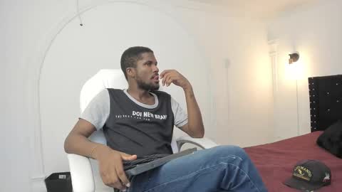 hot_alphax online show from February 14, 3:47 pm