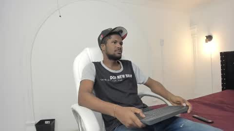 hot_alphax online show from February 14, 11:53 am