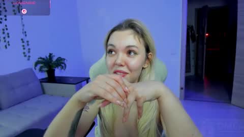   online show from November 29, 4:03 pm