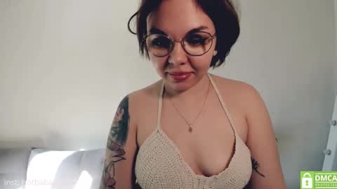 Snapshot of hot_babayaga chatting on March 8, 11:48 am online show from March 8, 11:48 am