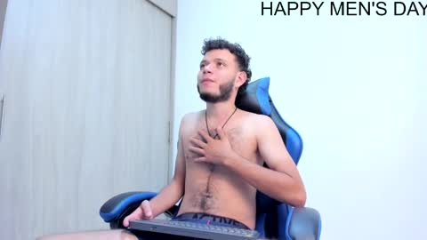 hot bad boy69 online show from April 8, 10:35 pm