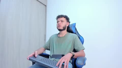 hot bad boy69 online show from February 21, 9:18 pm