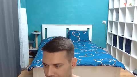 hot_cap_77 online show from November 15, 5:25 pm