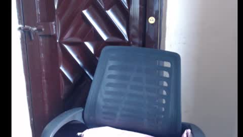 Snapshot of hot_choco2 chatting on October 16, 9:09 am Coco online show from October 16, 9:09 am
