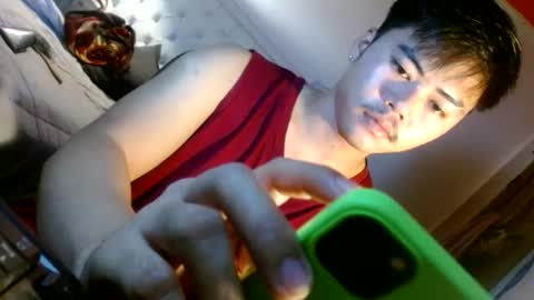 hot_emmanuel online show from April 6, 10:16 am