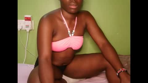 hot_latifah online show from October 16, 6:29 pm