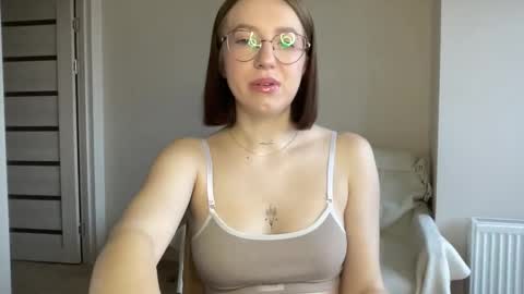 Snapshot of hot_lliinns chatting on January 10, 8:40 am Lina online show from January 10, 8:40 am