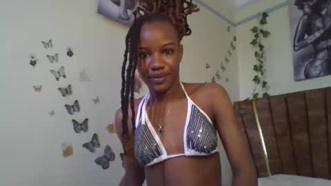 hot petite100 online show from October 15, 11:55 am