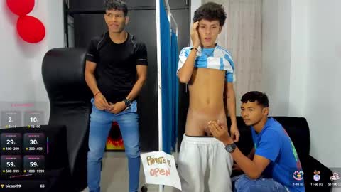 Vanesa Oliver and Andrew online show from February 24, 4:47 pm