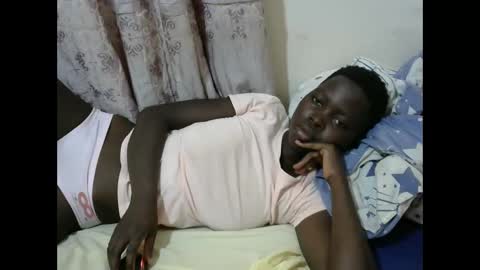 hot_shawrry online show from March 6, 11:03 am