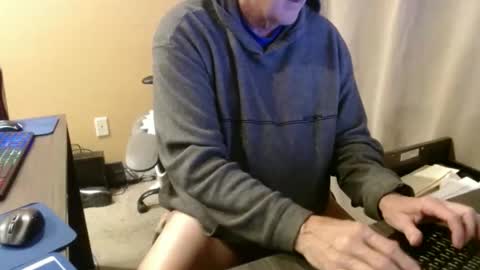 SissySlutBitch online show from March 29, 4:03 am