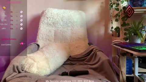 Hot Thumbelina online show from September 26, 2:19 am