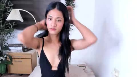 Tiffany online show from March 31, 7:03 pm