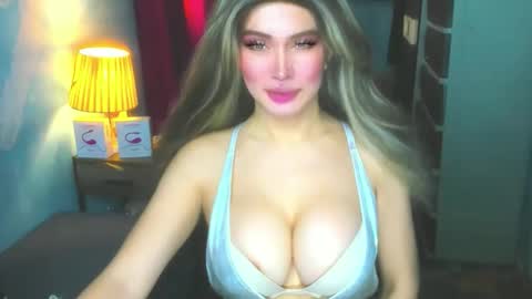 T A N Y A online show from April 16, 2:22 am