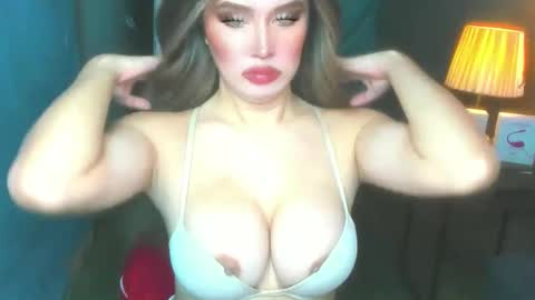T A N Y A online show from May 31, 2:32 am
