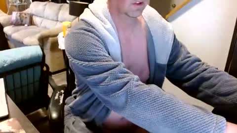 hotcandad online show from March 12, 11:42 am